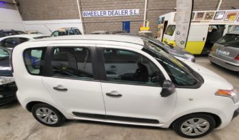 Citroën C3 Picasso, 1.4, year 2015, one owner with 115,000km, music, air-conditioning etc, sold with 1 year guarantee, asking 7,995e. 100% no deposit finance available. Tel 922 736451