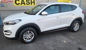 Hyundai Tucson 1.6, year 2017, one owner with 95,000km, music, air-conditioning, phone pack, parking sensors etc, sold with 1 year guarantee, asking 17,995e. 100%no deposit finance available. Tel 922 736451