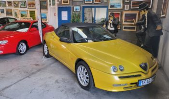 Alfa Romeo 1.8 spider, año 1999, 214.000km, un gran clásico de todos los días, pidiendo 8.995e