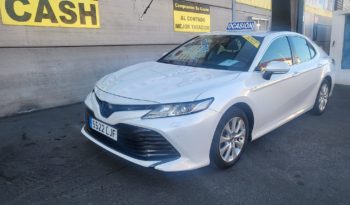 TOYOTA Camry 2.5 Hibrid, year 2020, 1 owner with 27,000km, automatic gears, full option car with pearlescent paint 32,995e