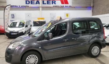 Citroen Berlingo 1 6HDi año 2015, 183.000km, música, aire acondicionado, etc, se vende con 1 año de garantía, pidiendo 11.995e. .100%no deposit finance available. Tel 922 736451