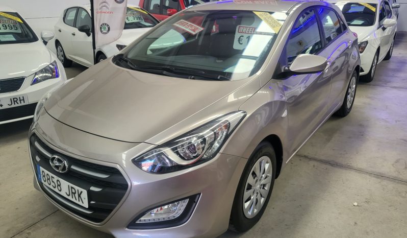 Hyundai I-30, 1.4, year 2016, one owner with 122,000km music, air-conditioning etc sold with 1 year guarantee, asking 10,995e. 100% no deposit finance available. Tel 922 736451