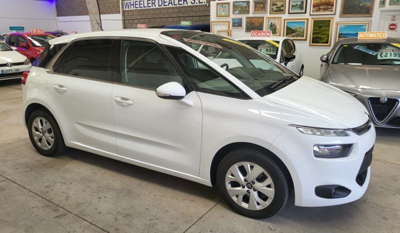 Citroen C4 Picasso 1.2, year 2016, one owner with 160,000km, music, air-conditioning, rear parking cameras etc, sold with 1 year guarantee, asking 9,995e. 100%no deposit finance available. Tel 922 736451