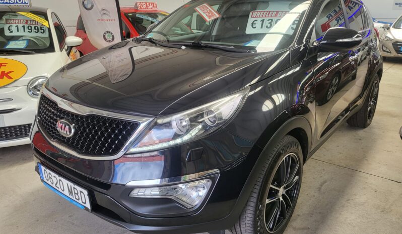 Kia Sportage SLS, 1.6 petrol, manual, year 2013, 117,000km, music, air-conditioning etc, sold with 1 year guarantee, asking 13,995e. Tel 922 736451