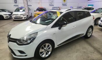Renault Clio Sport Tourer 1.2, year 2017 , one owner with 77,000km, music, air-conditioning etc, sold with 1 year guarantee, asking 10,995e. 100%no deposit finance available. Tel 922 736451