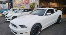 Ford Mustang 3.8 Auto