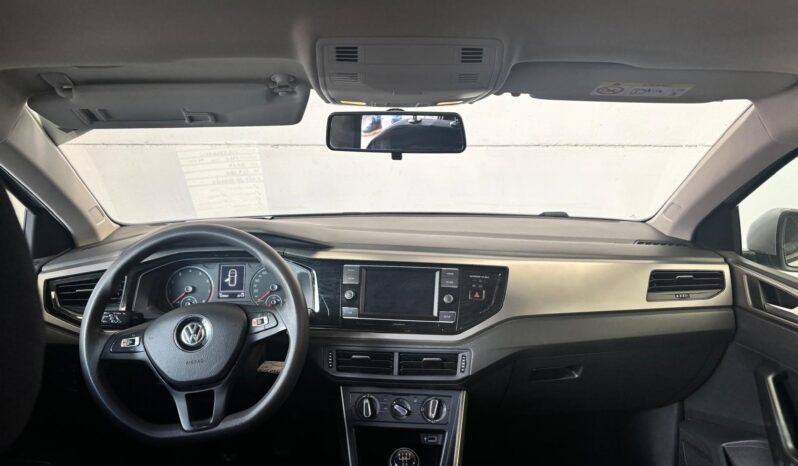 Volkswagen Polo full