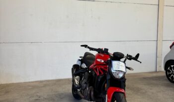 Ducati monster lleno