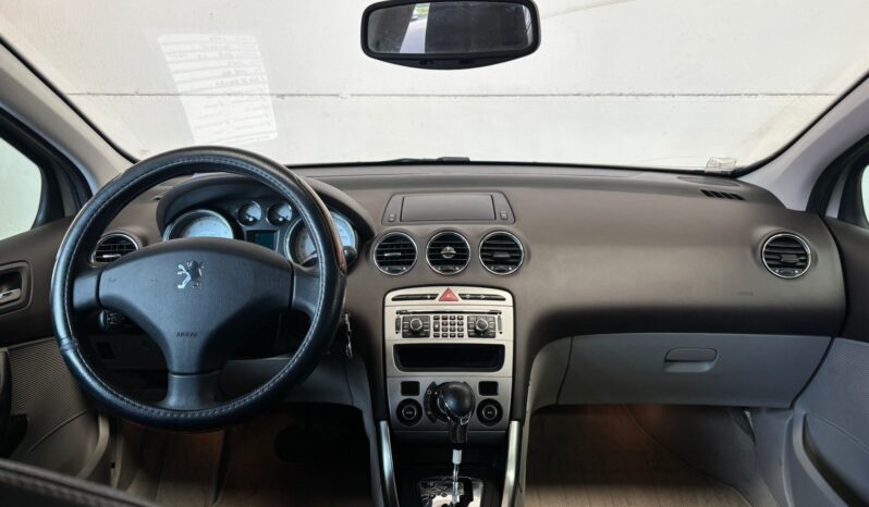 Peugeot 308 full