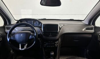 Peugeot 208 Allure full