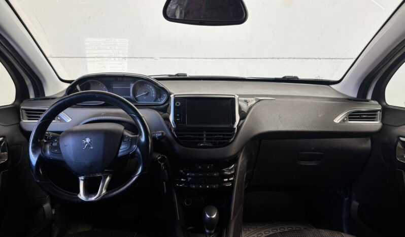 Peugeot 208 Allure full