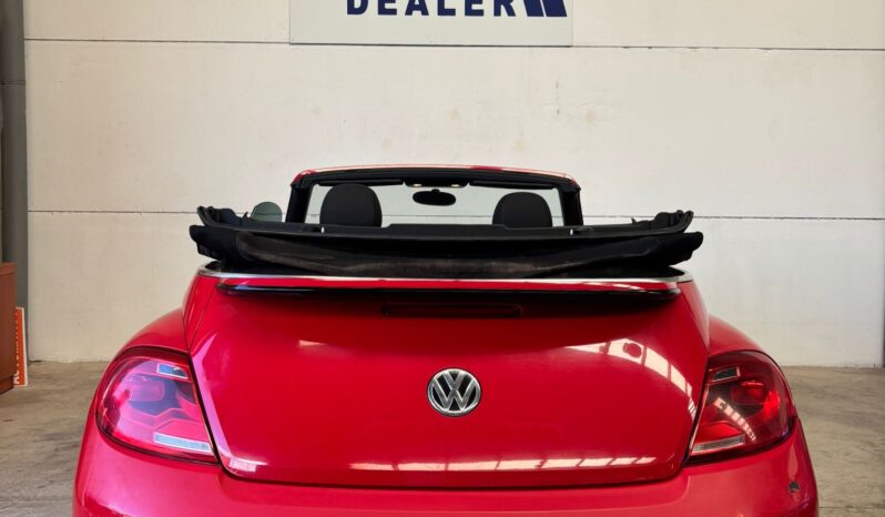 Volkswagen Beetle Cabrio full