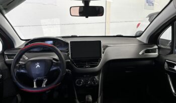Peugeot 208 full