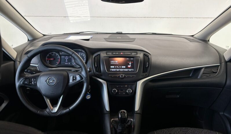 Opel Zafira lleno